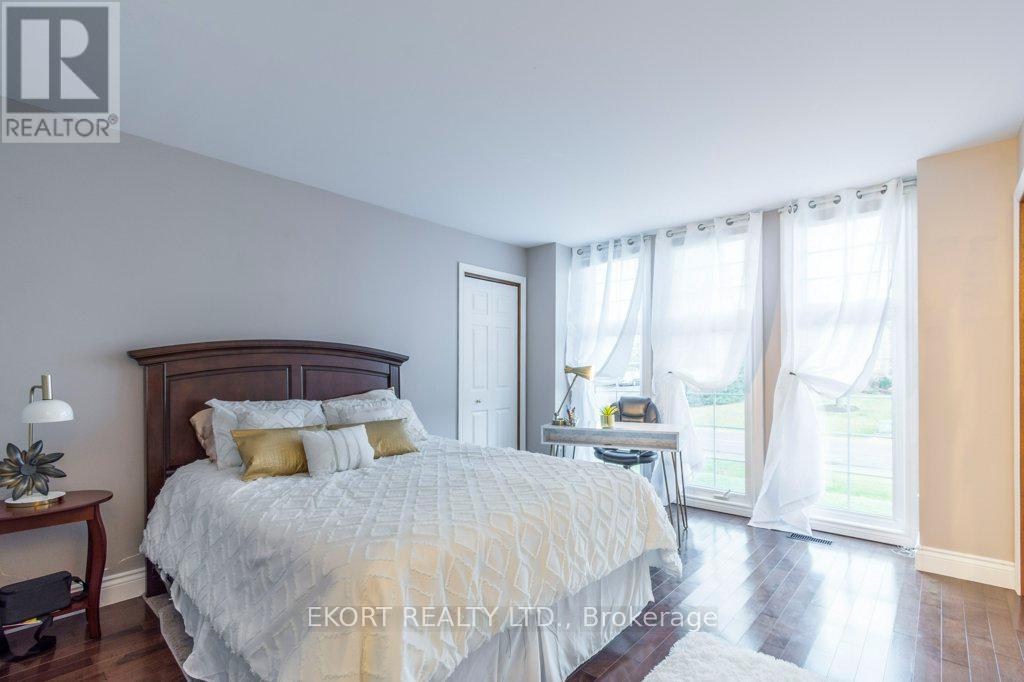 Photo 25 of 24 Kaiser Court, Belleville ON
