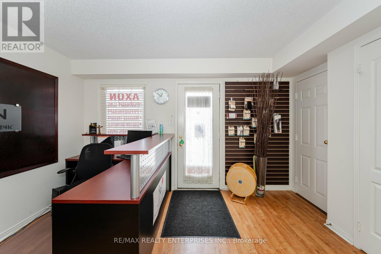 Photo 21 of 3 4 3375 Thomas Street, Mississauga ON