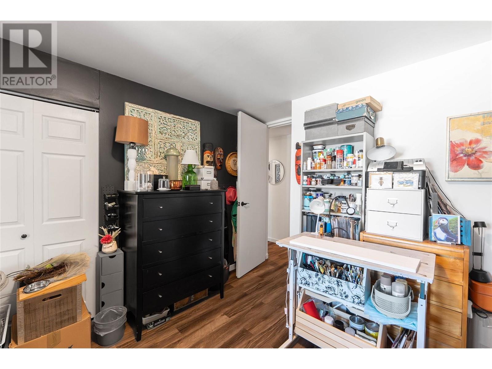 207 290 33 E Highway, Kelowna