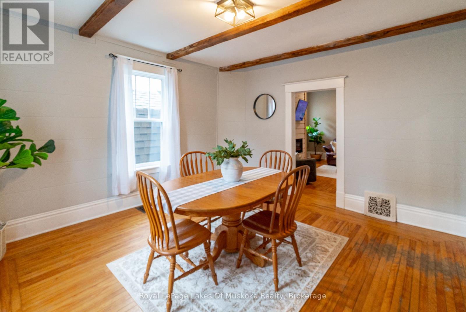 Photo 15 of 15 Lorne Street S, Huntsville ON