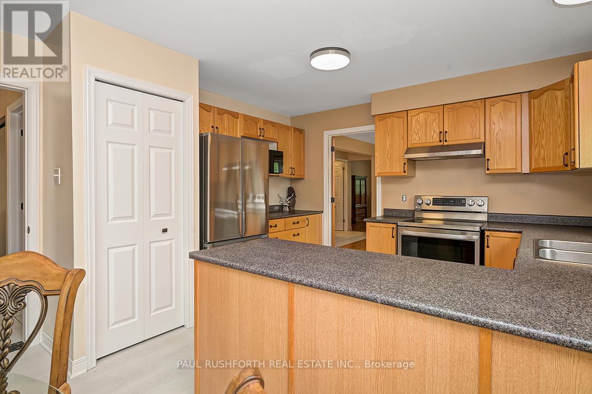 Photo 12 of 1248 Anoka Street, Ottawa ON