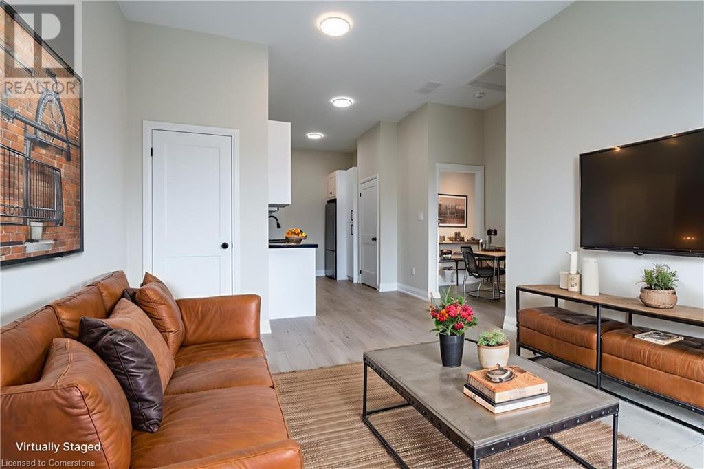 Photo 13 of 732 Eleventh Avenue Unit B, Hamilton ON