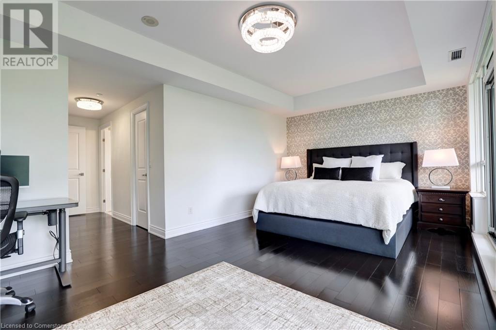 Photo 13 of 3500 Lakeshore Road W Unit 601, Oakville ON