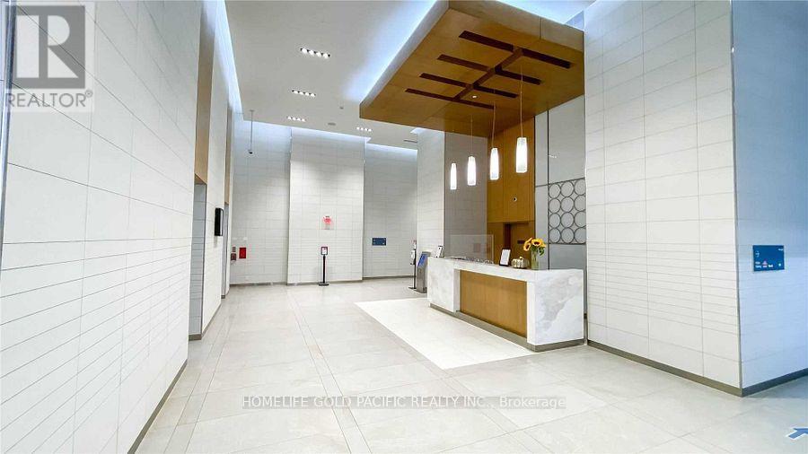 Photo 5 of 404 4789 Yonge Street, Toronto ON