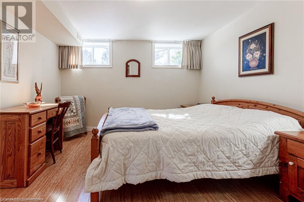 Photo 27 of 5086 Walkers Line, Burlington ON