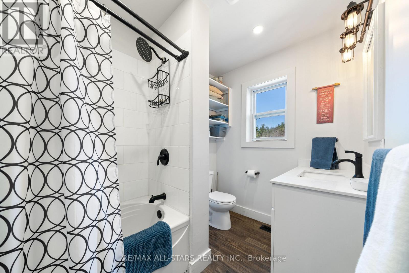 Photo 5 of 1295 Deep Bay Road, Minden Hills ON