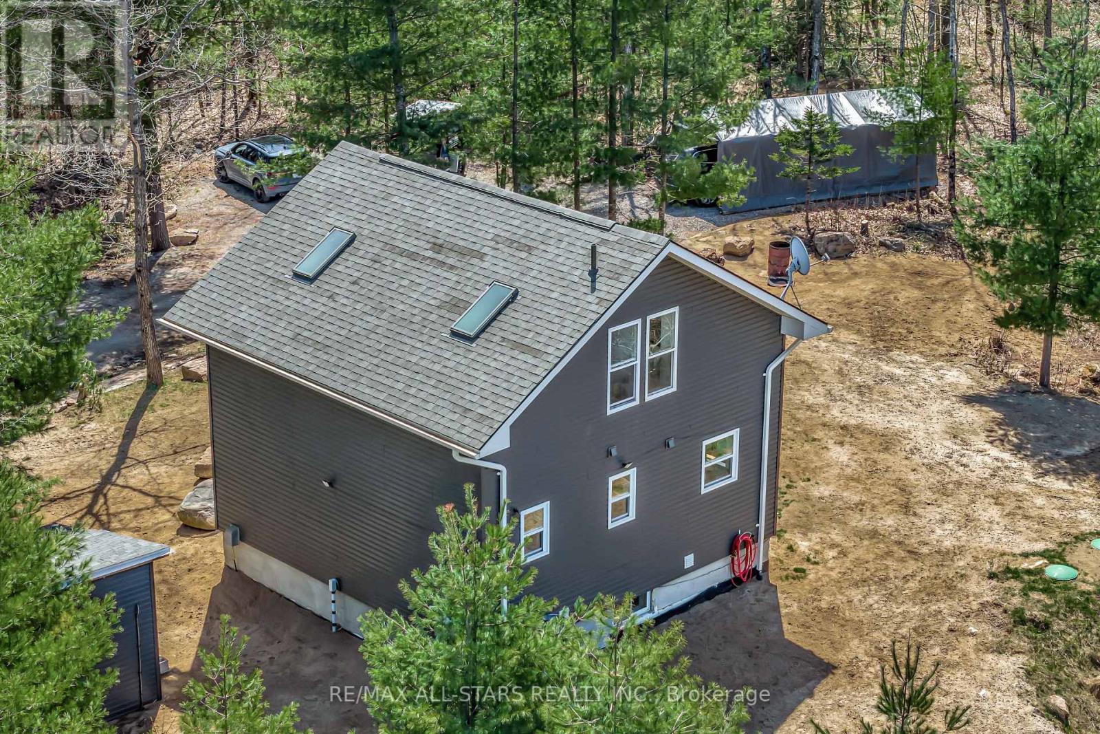 Photo 8 of 1295 Deep Bay Road, Minden Hills ON