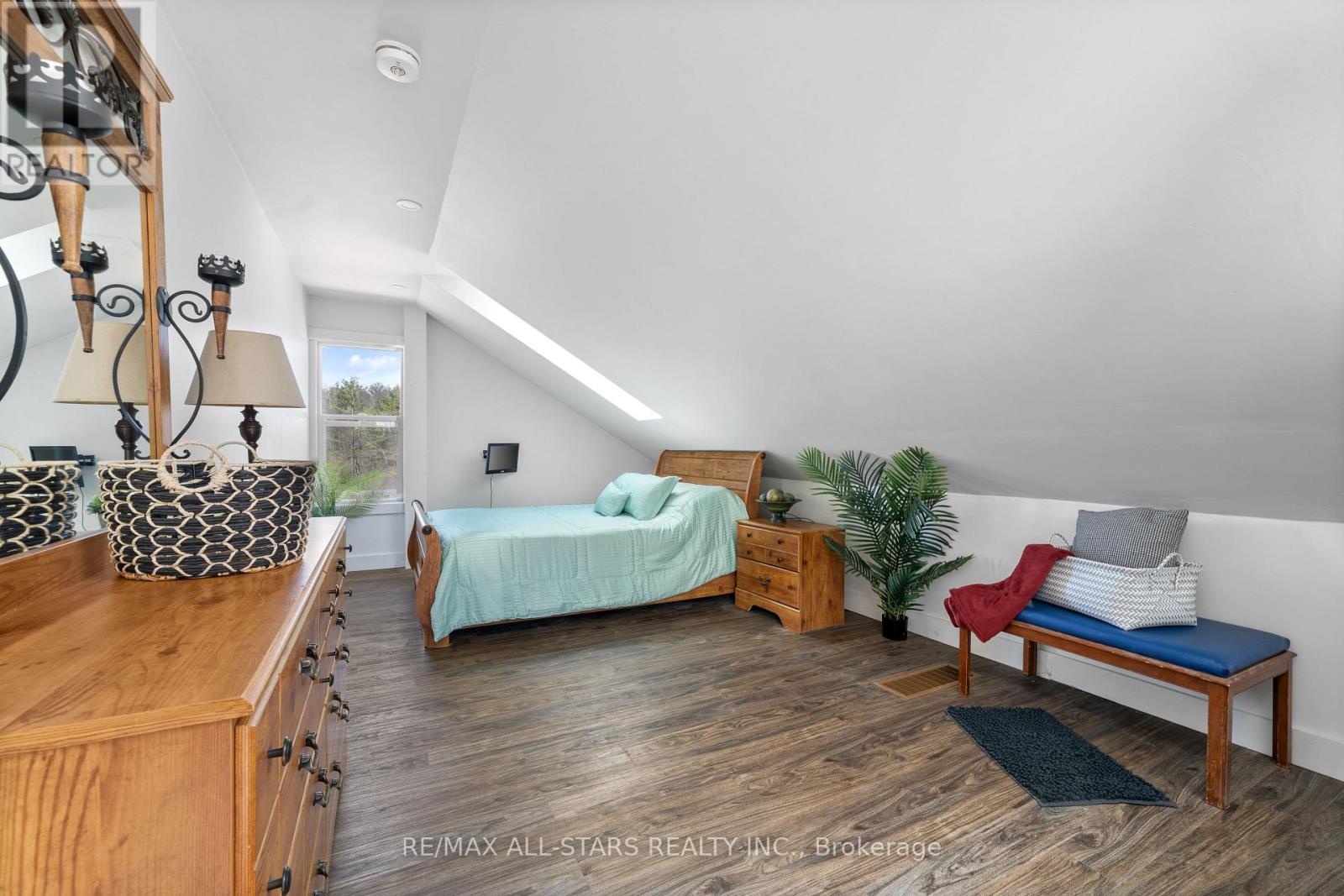 Photo 28 of 1295 Deep Bay Road, Minden Hills ON