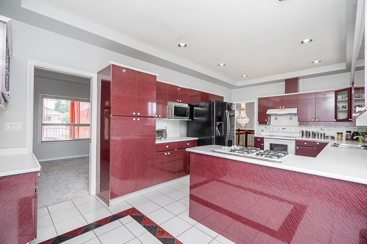 Photo 10 of 6928 127 A Street, Surrey BC
