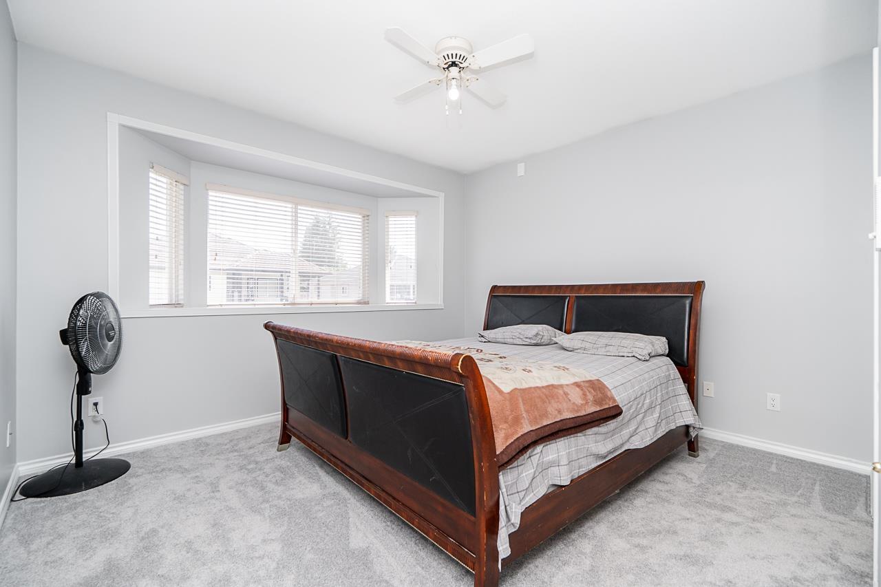 Photo 14 of 6928 127 A Street, Surrey BC