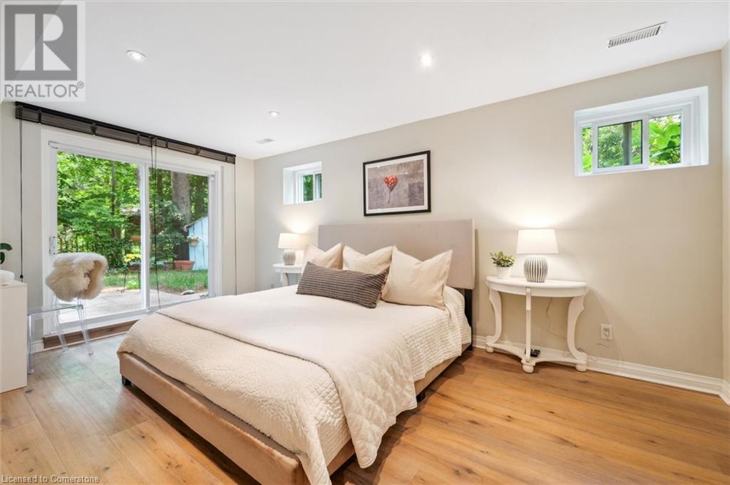 Photo 31 of 179 Shanley Terrace, Oakville ON