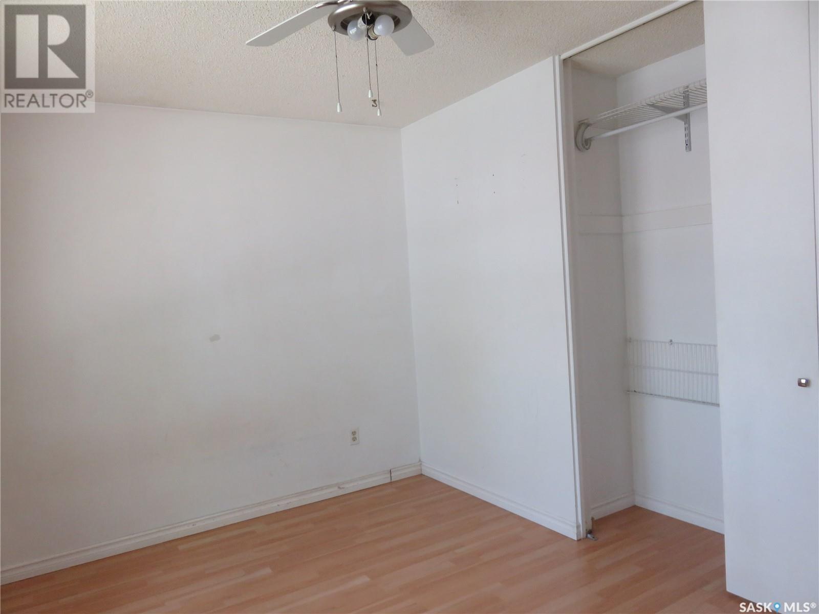 Photo 9 of 90 Turner Crescent, Regina SK