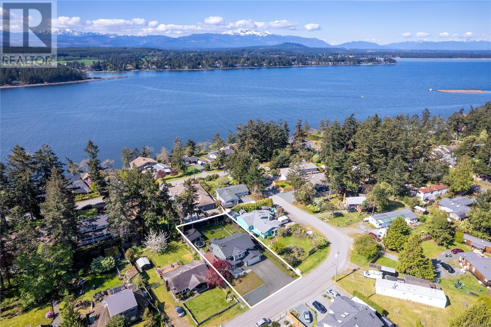Photo 2 of 1401 Pilot Way, Nanoose Bay BC