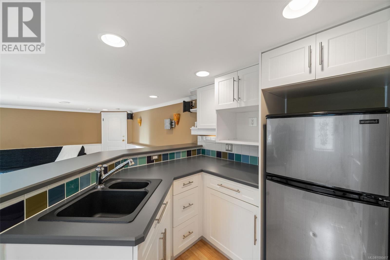 4980 Deer Park Trail, Metchosin