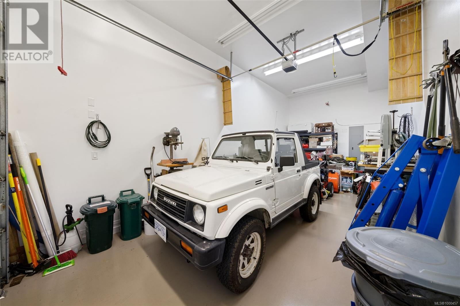 4980 Deer Park Trail, Metchosin