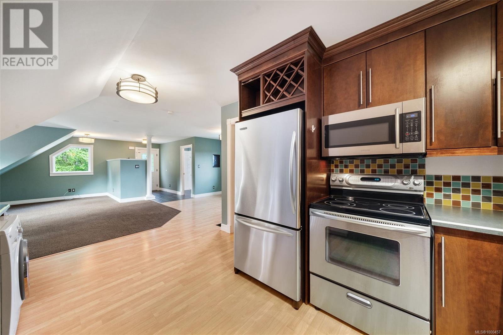 4980 Deer Park Trail, Metchosin
