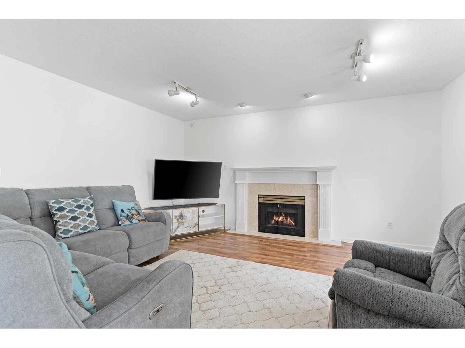 Photo 3 of 8201 Nechako Drive, Delta BC