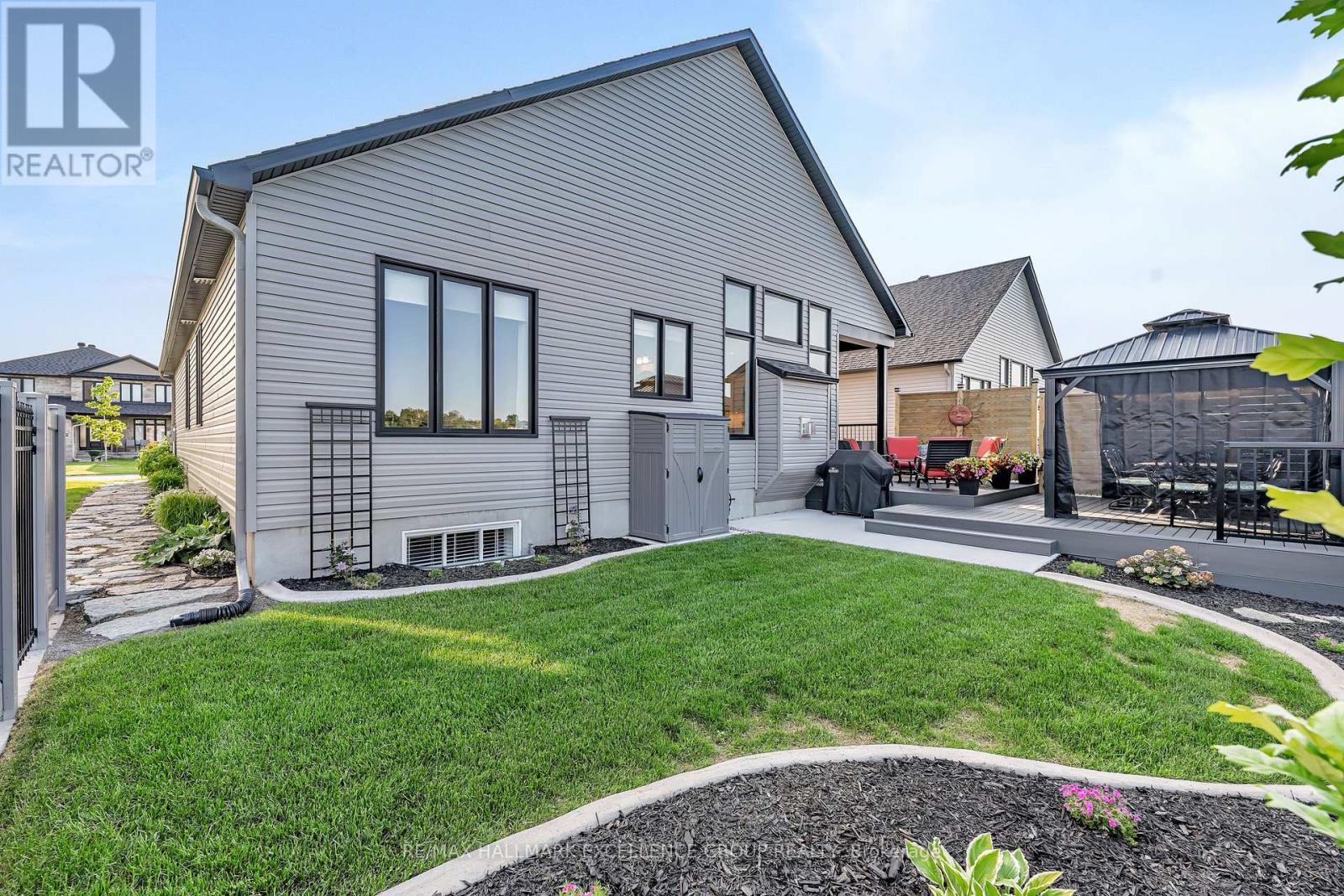 Photo 36 of 668 Cobalt Street, Clarencerockland ON