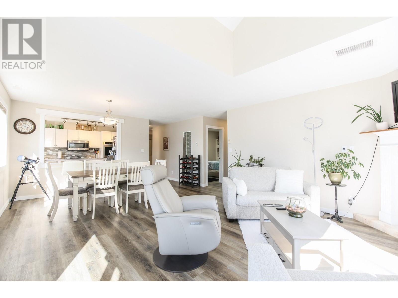 6801 Cottonwood Drive Unit# 8, Osoyoos