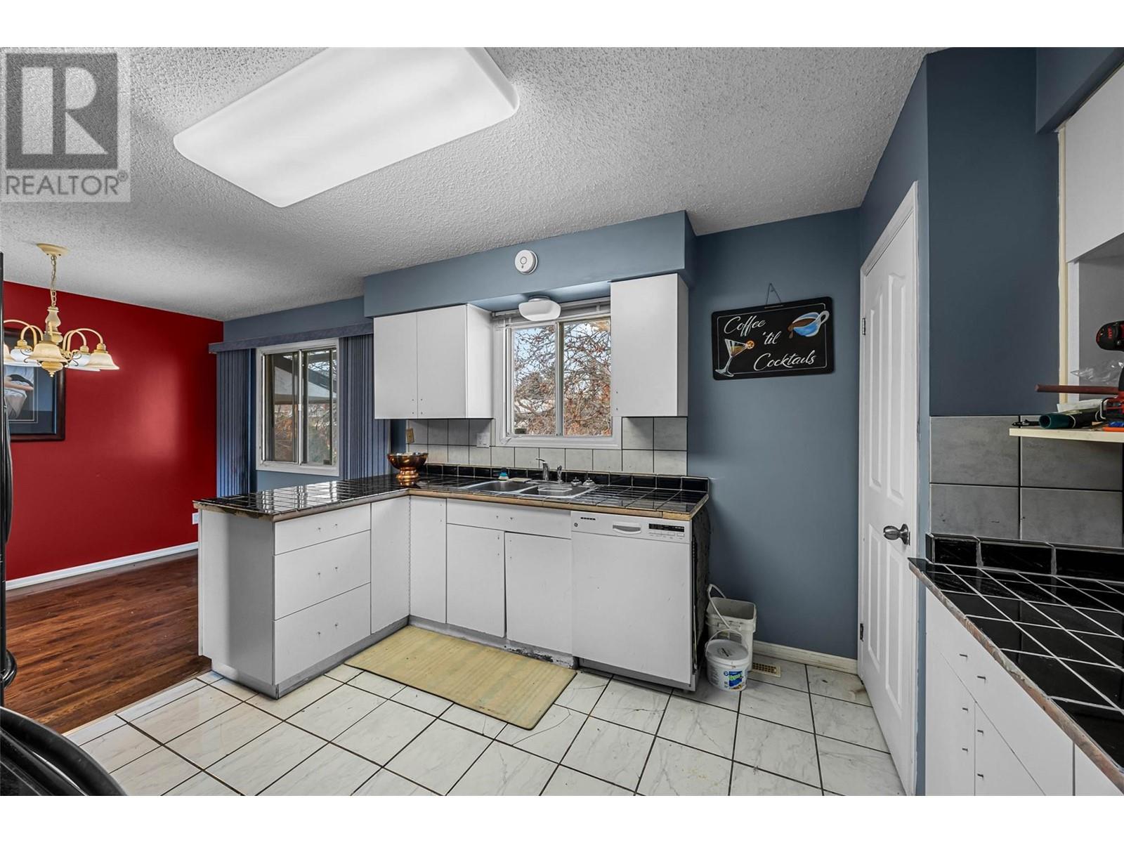 Photo 23 of 932 Singh Street, Kamloops BC
