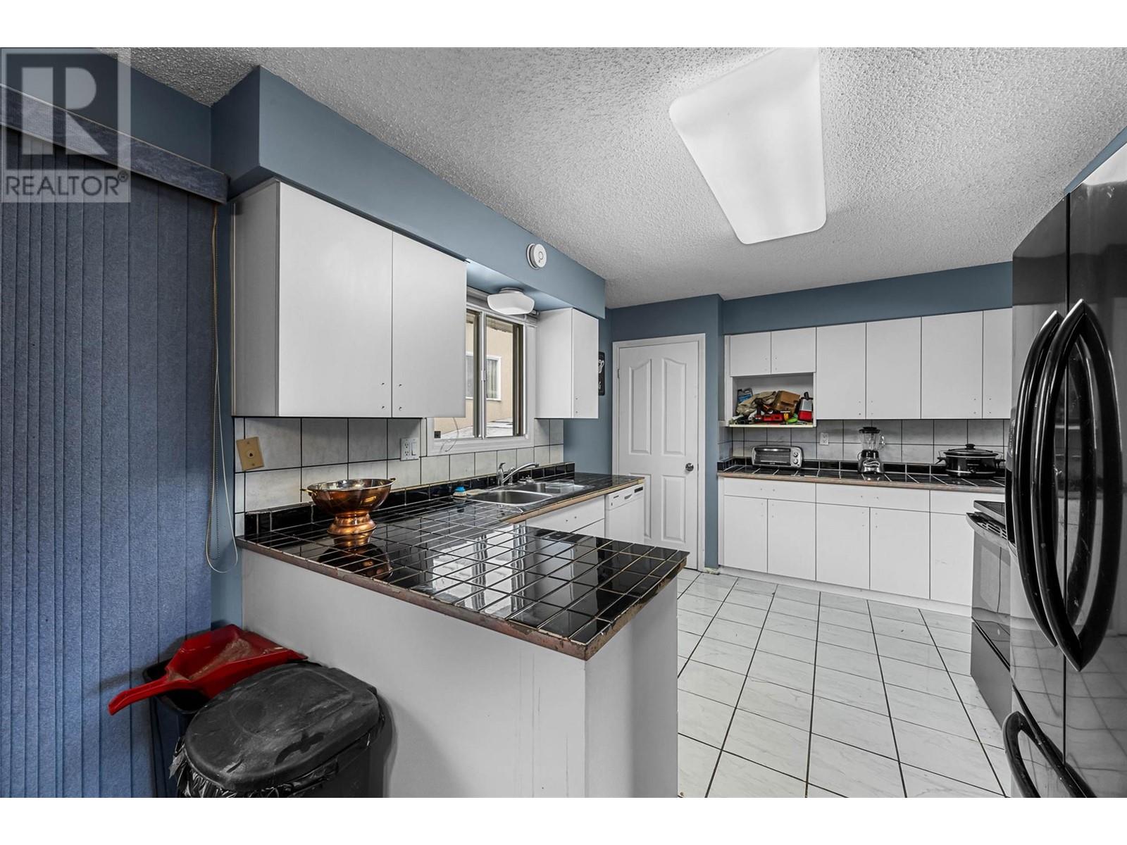 Photo 10 of 932 Singh Street, Kamloops BC
