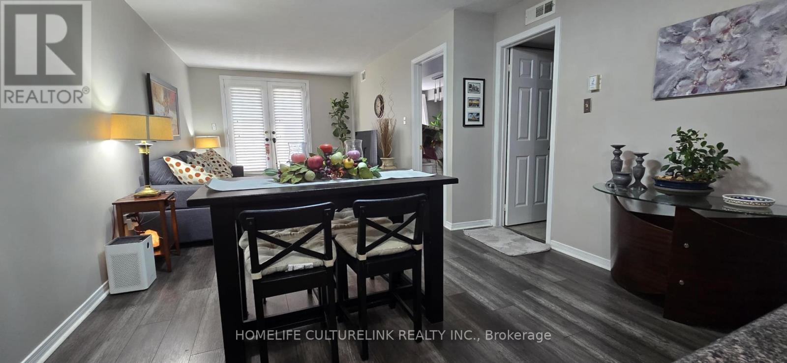 Photo 1 of 1 84 Petra Way E, Whitby ON