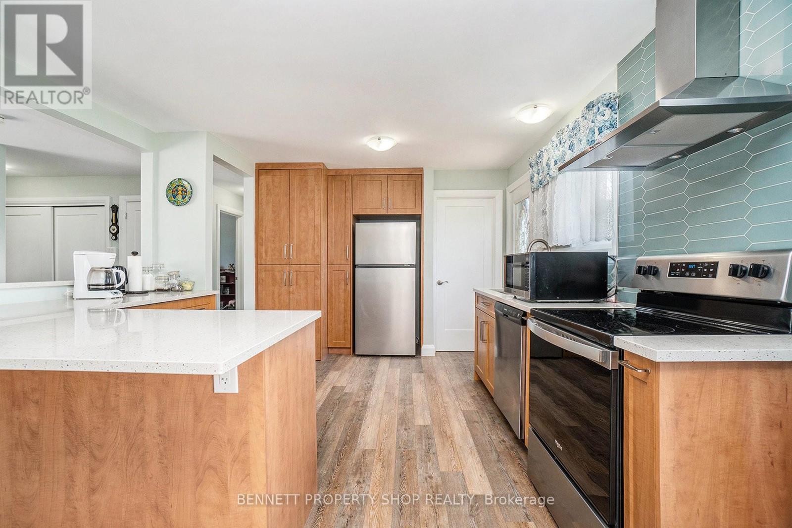 stylish new kitchen, quartz counter tops