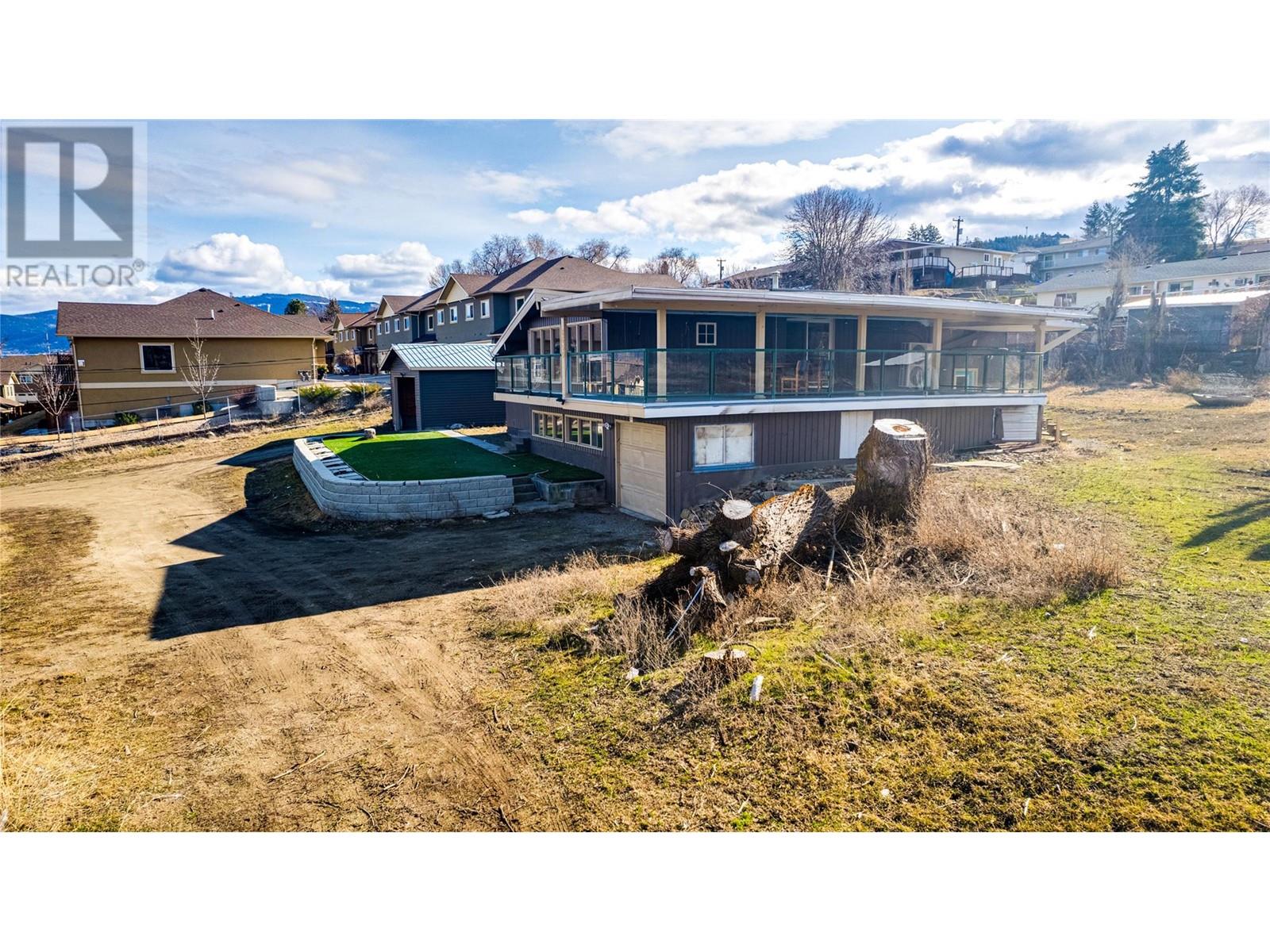  6650 Okanagan Avenue, Vernon