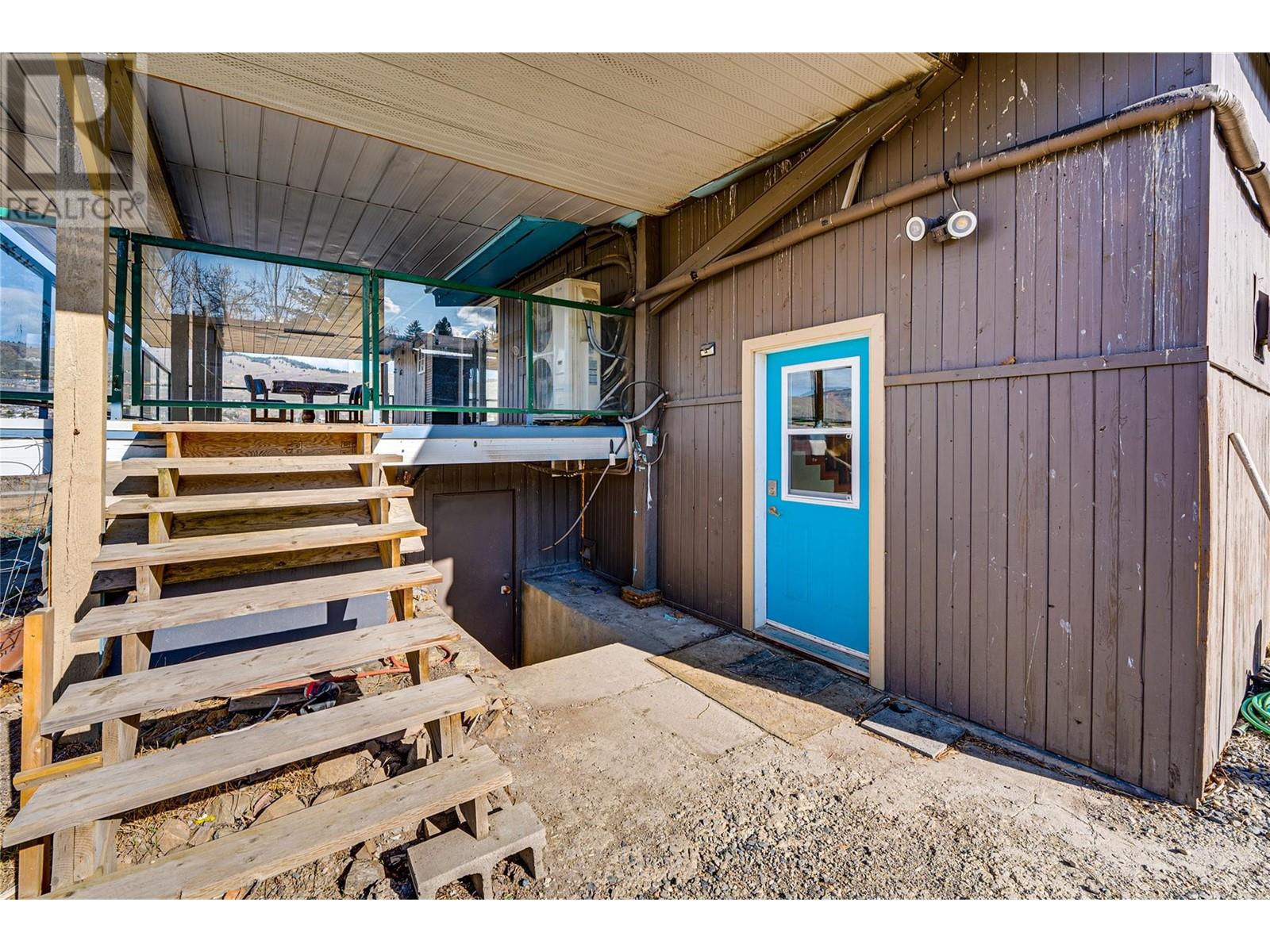  6650 Okanagan Avenue, Vernon