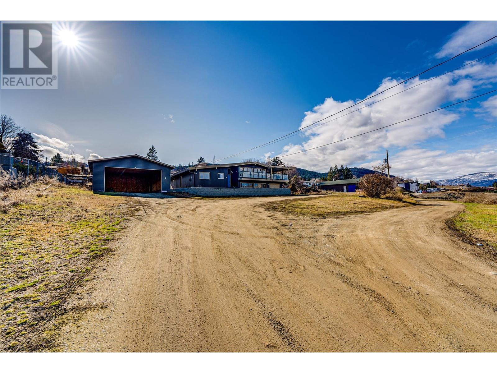  6650 Okanagan Avenue, Vernon