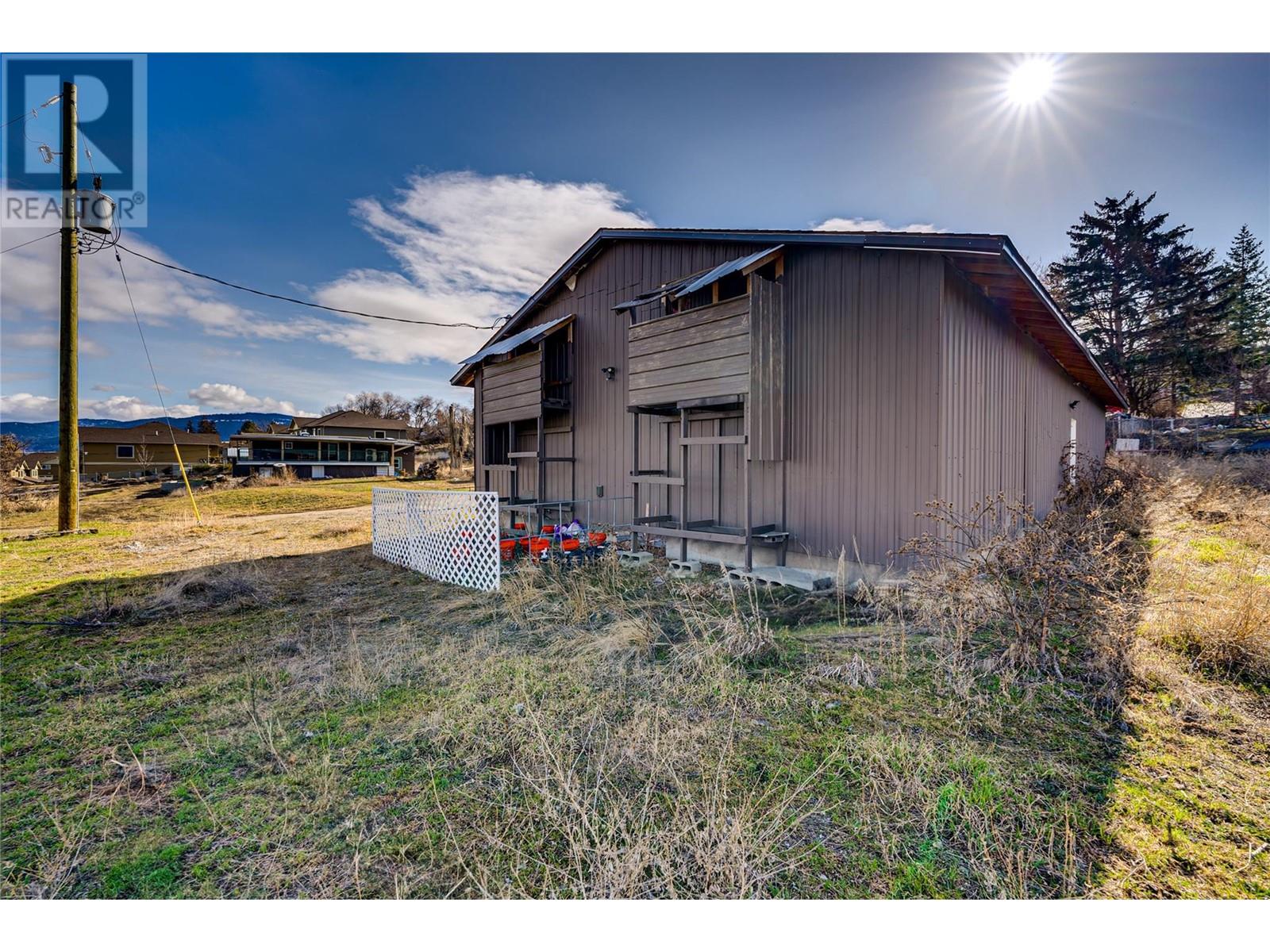  6650 Okanagan Avenue, Vernon