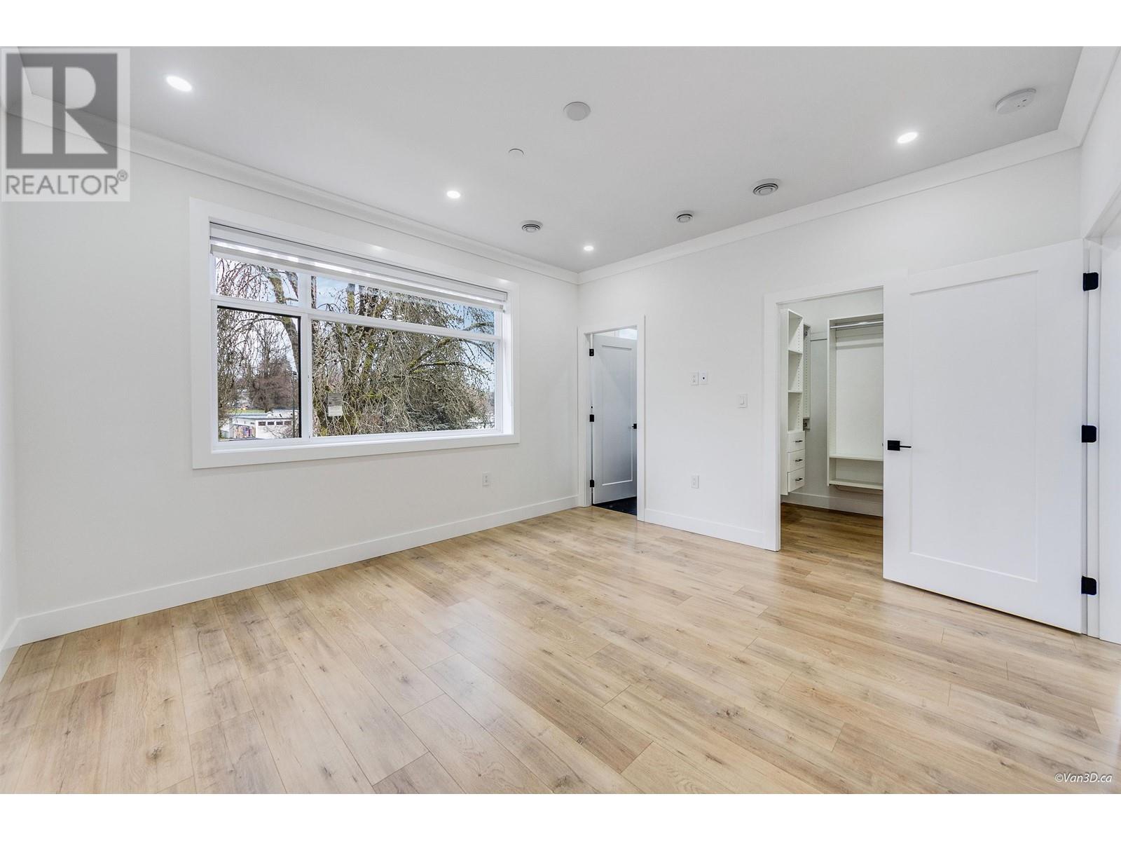 Photo 12 of 2995 E 17th Avenue, Vancouver BC