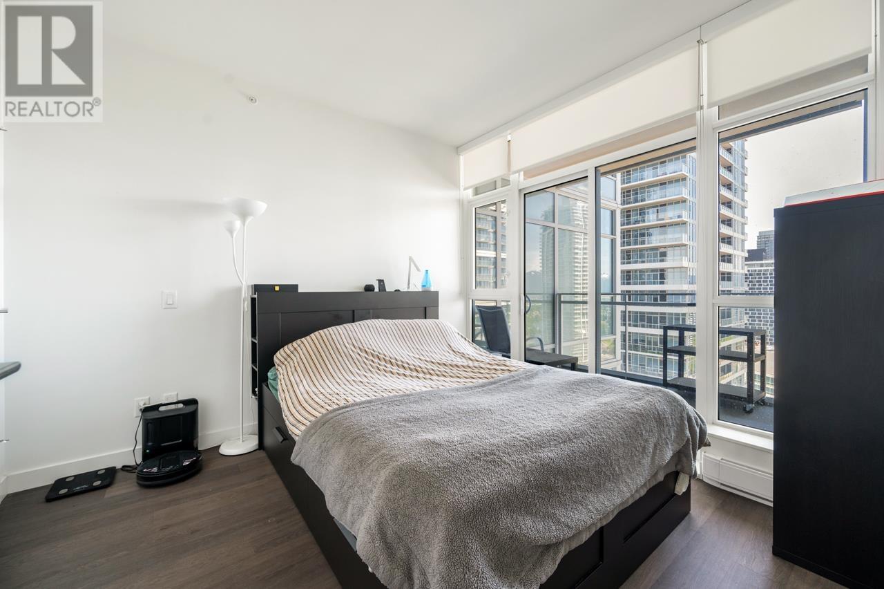 Photo 4 of 2807 4670 Assembly Way, Burnaby BC