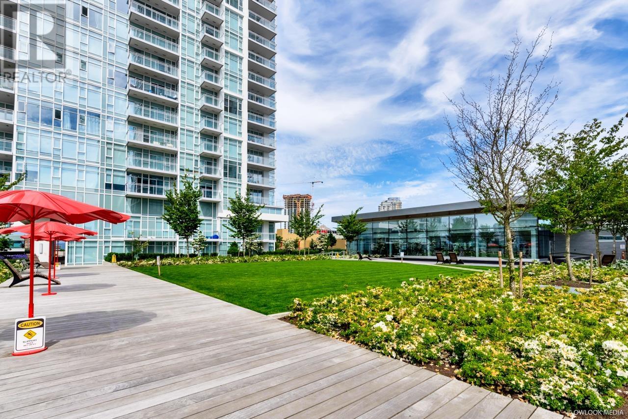 Photo 12 of 2807 4670 Assembly Way, Burnaby BC