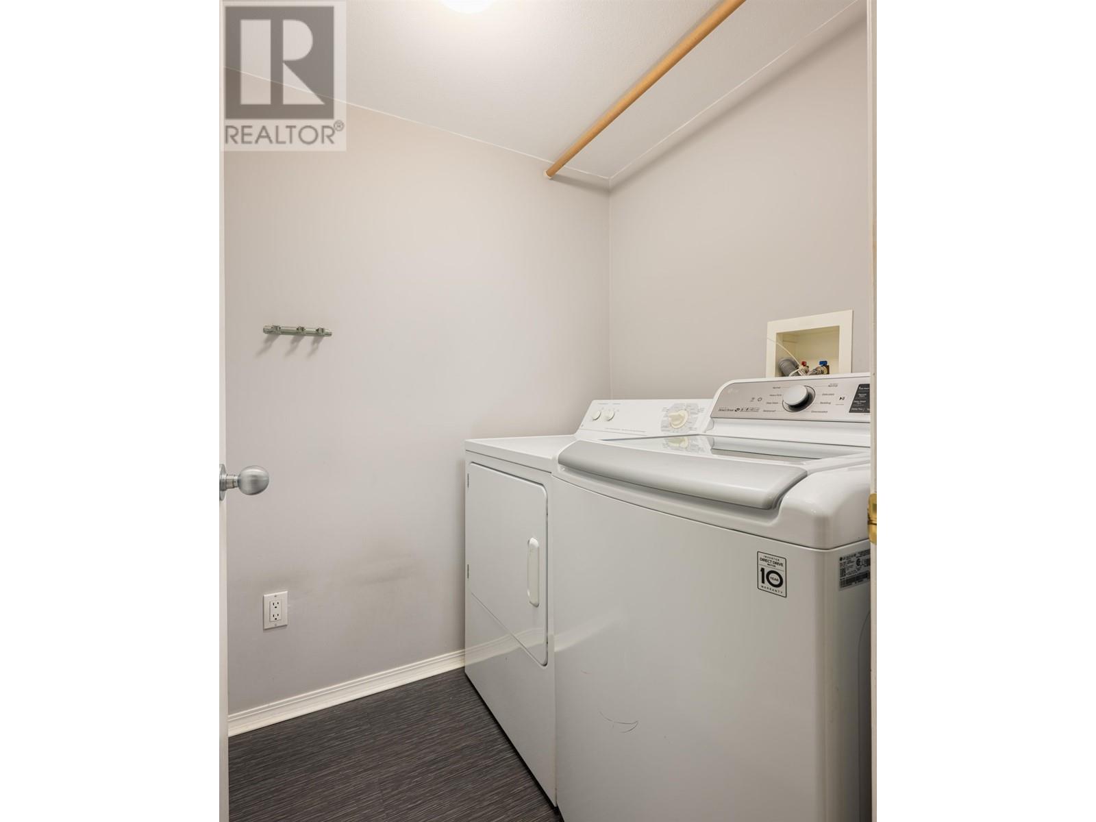 Photo 6 of 46 3088 Airey Drive, Richmond BC