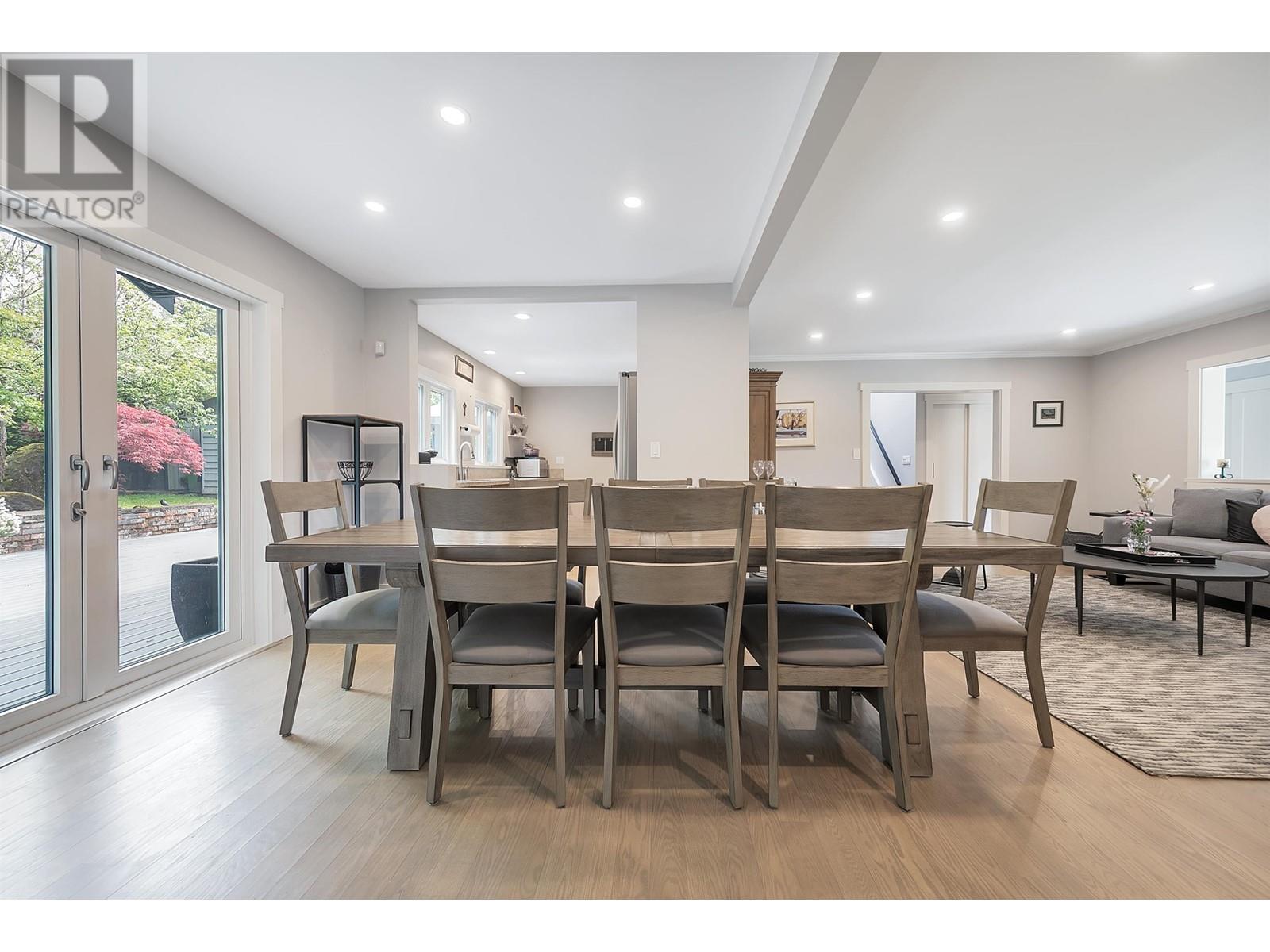 Photo 12 of 4106 Canterbury Crescent, North Vancouver BC
