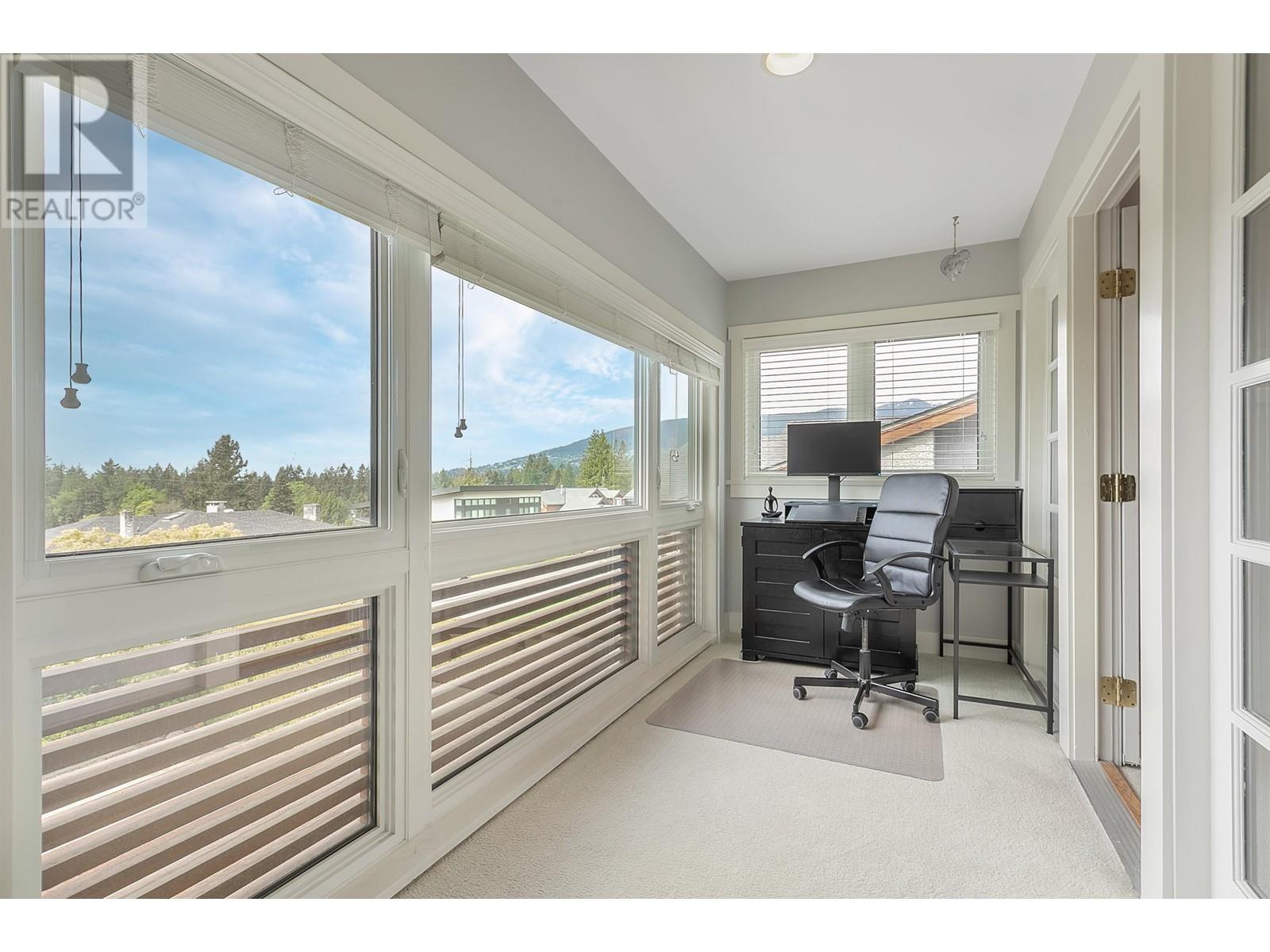 Photo 22 of 4106 Canterbury Crescent, North Vancouver BC