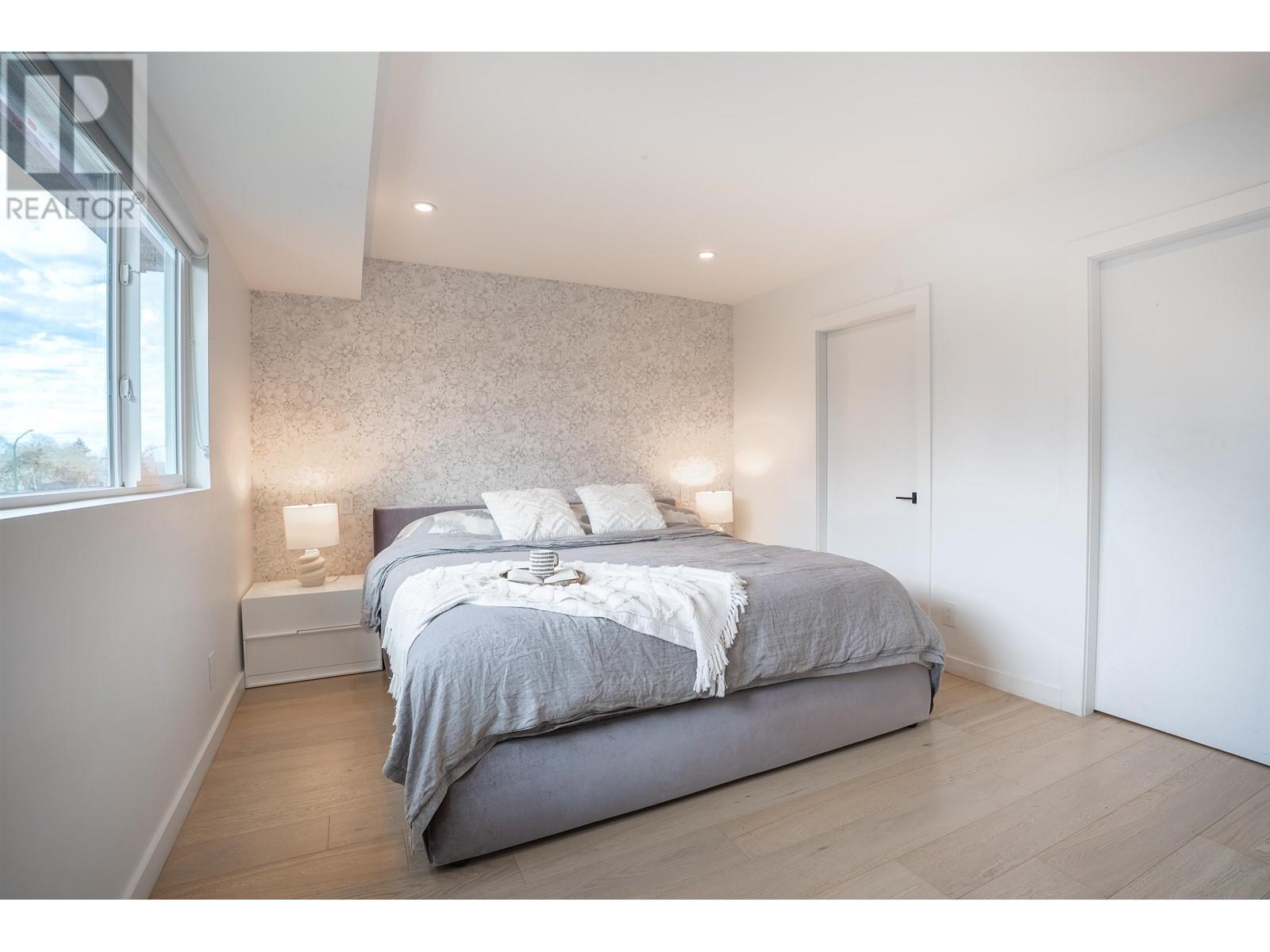 4623 NAPIER STREET, Burnaby real estate listing R3010954