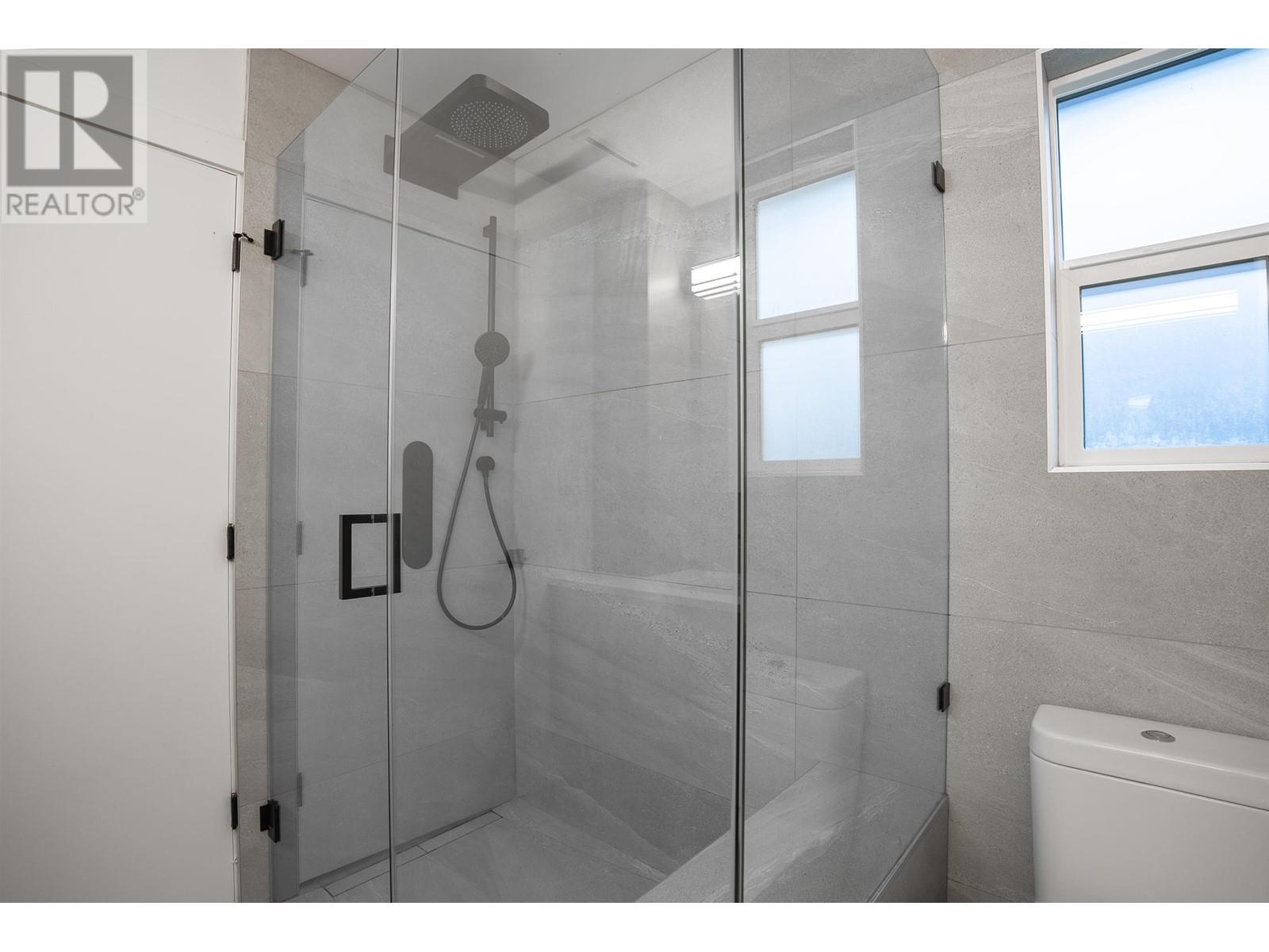 4623 NAPIER STREET, Burnaby real estate listing R3010954