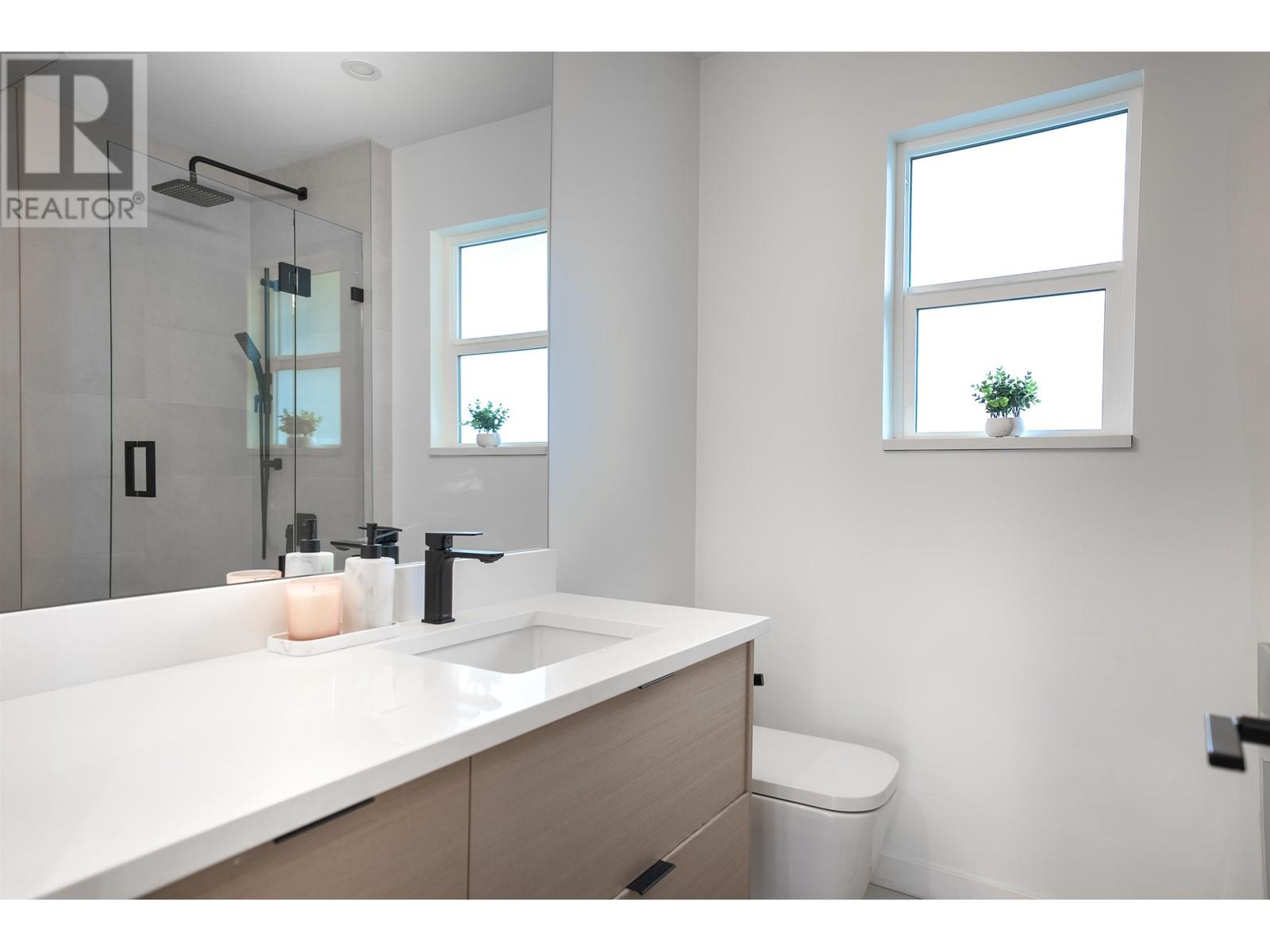 4623 NAPIER STREET, Burnaby real estate listing R3010954