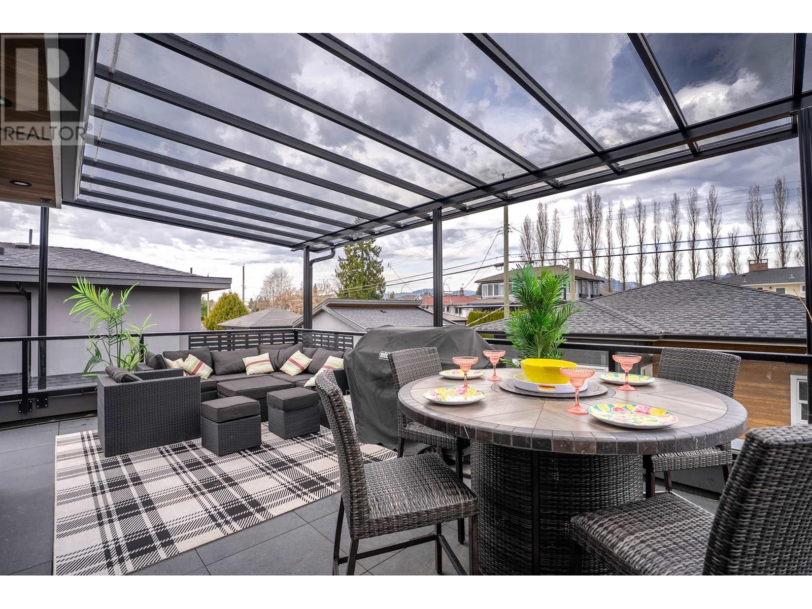 4623 NAPIER STREET, Burnaby real estate listing R3010954