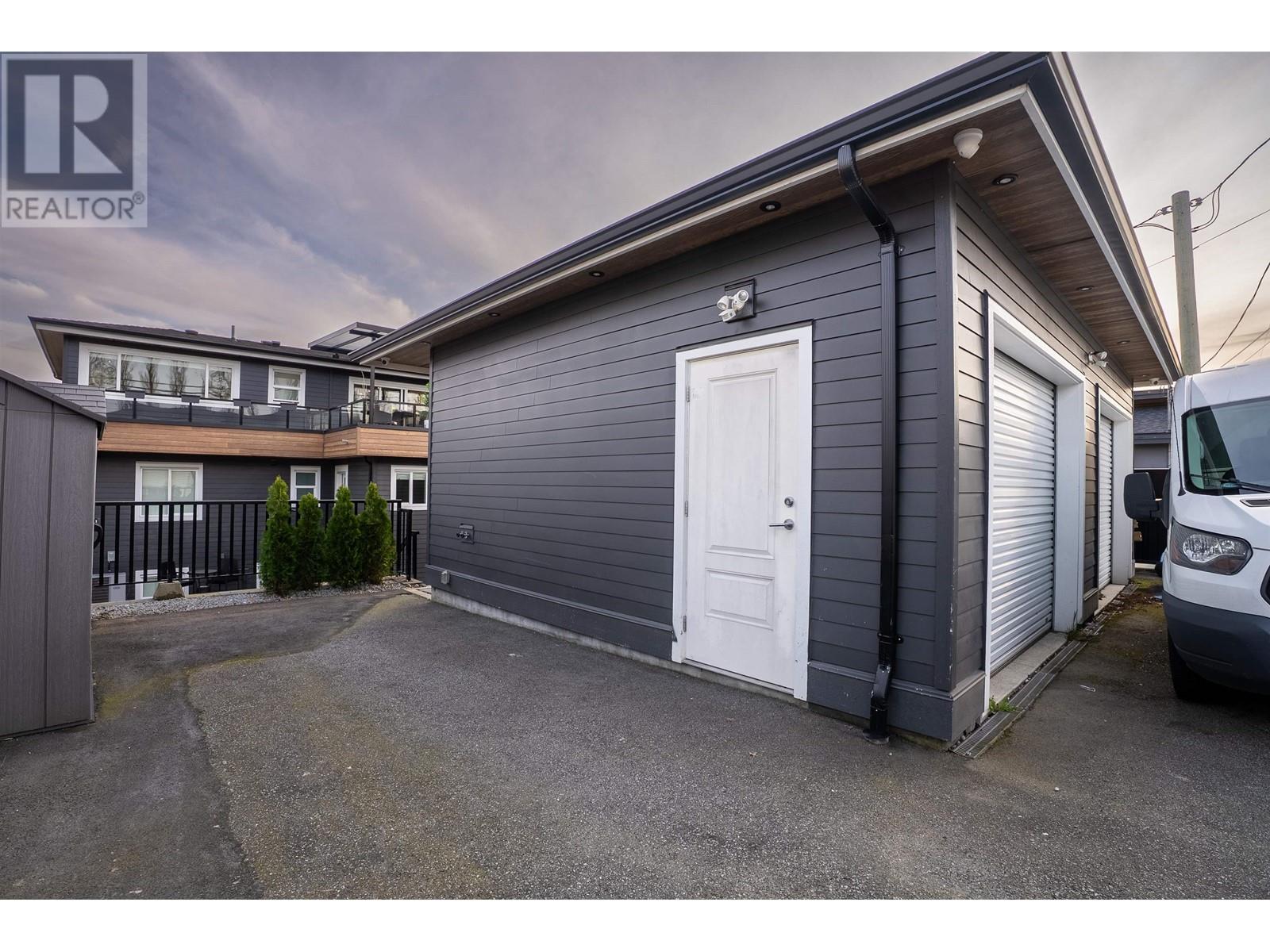 4623 NAPIER STREET, Burnaby real estate listing R3010954