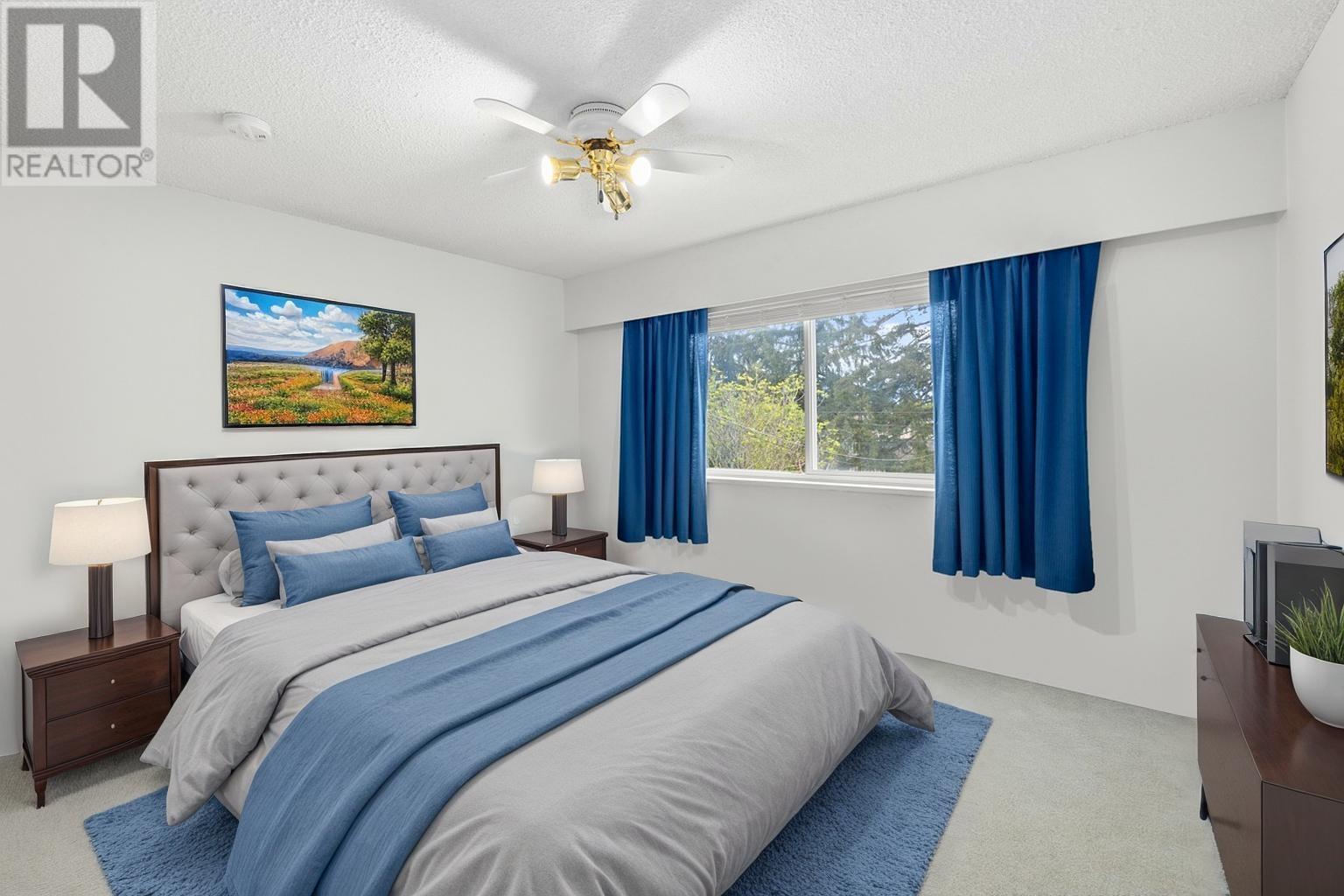 1035 GROVER AVENUE, Coquitlam