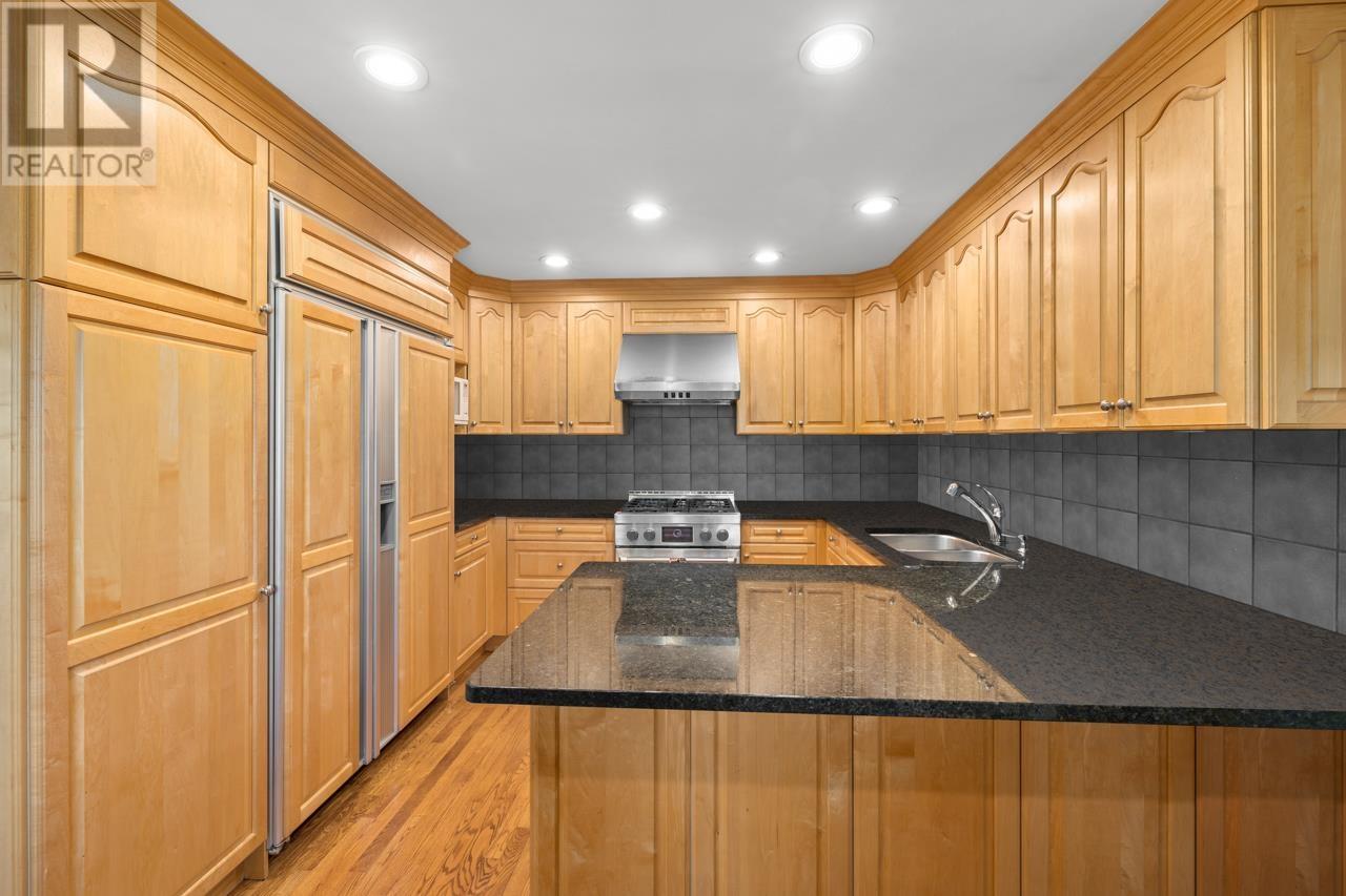 1035 GROVER AVENUE, Coquitlam