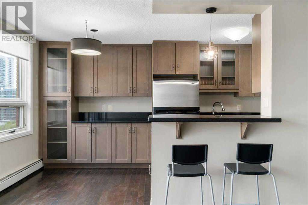 Single Family House for Sale in    Avenue SW Beltline Calgary 