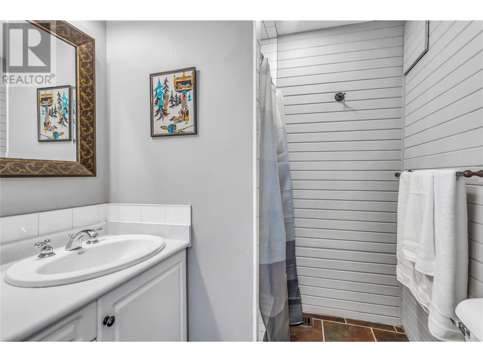  639 Tomby Court, Kelowna