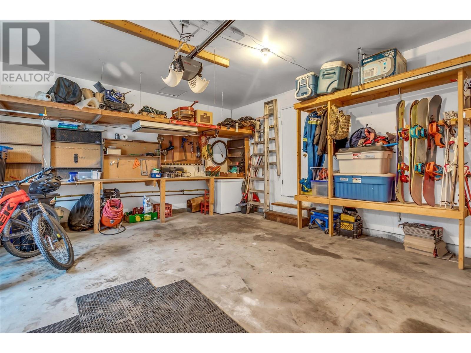  639 Tomby Court, Kelowna
