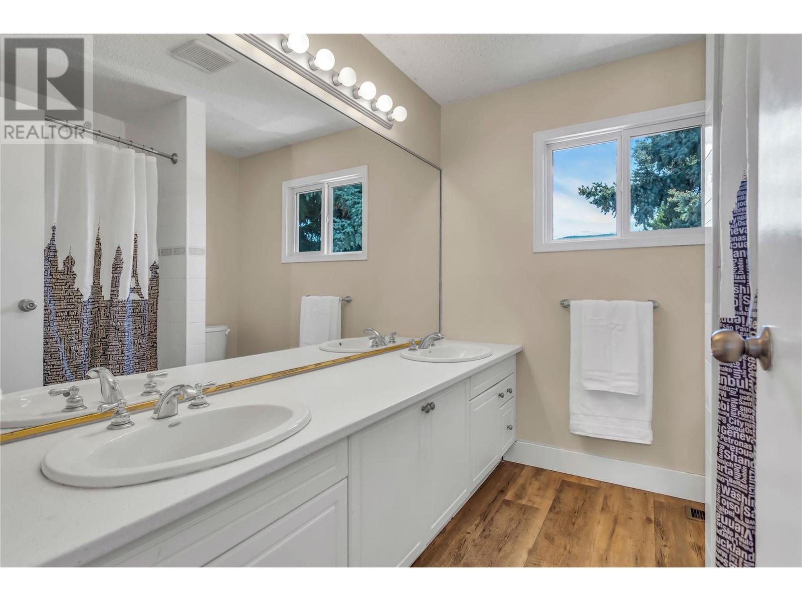  639 Tomby Court, Kelowna