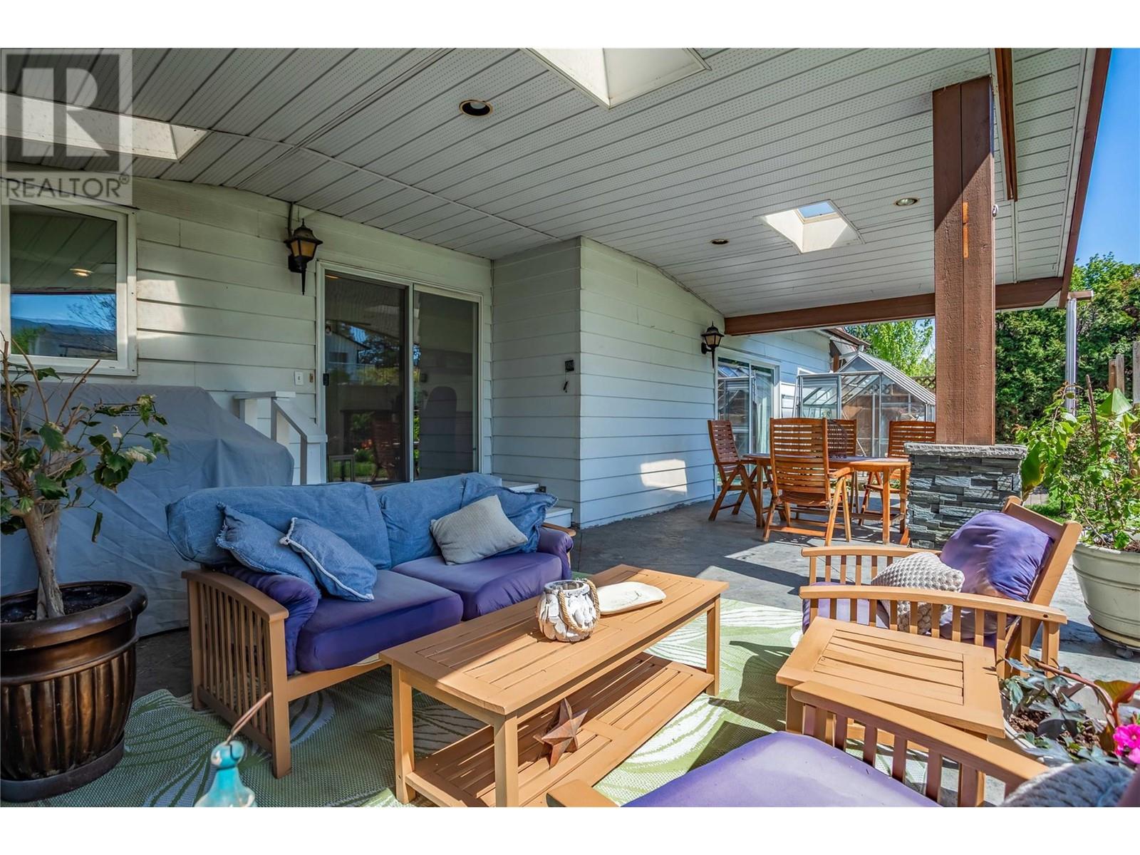  639 Tomby Court, Kelowna