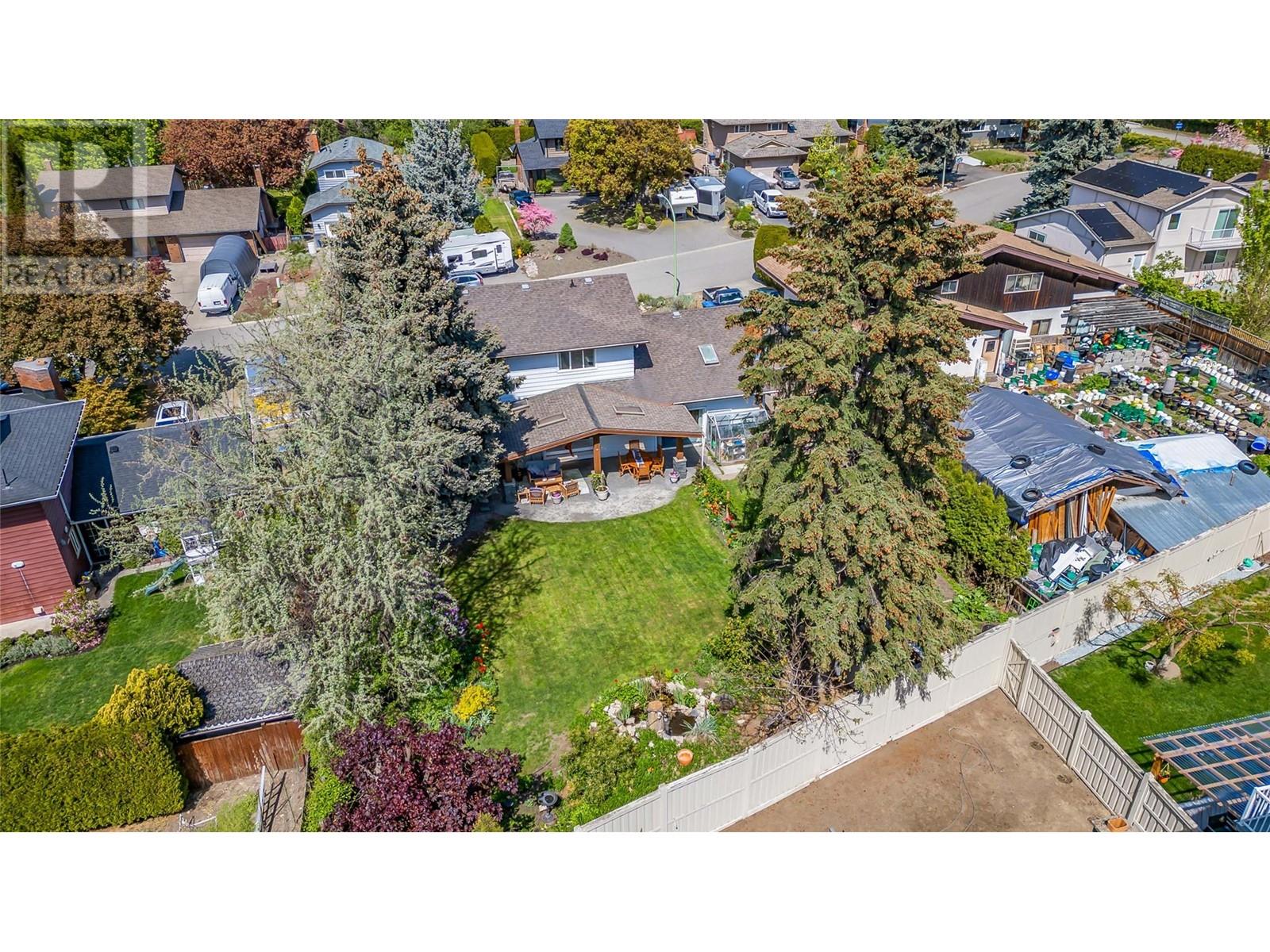  639 Tomby Court, Kelowna